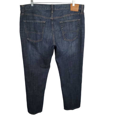 Lucky Brand Mens Size 40 x 30 Jeans Denim 221 Original Straight Stretch 5 Pocket - Picture 2 of 13
