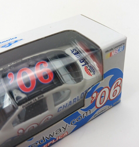 Bank Of America 500 Lowe's Charlotte Motor Speedway NASCAR '06 1:64 Diecast NIB - Picture 4 of 9
