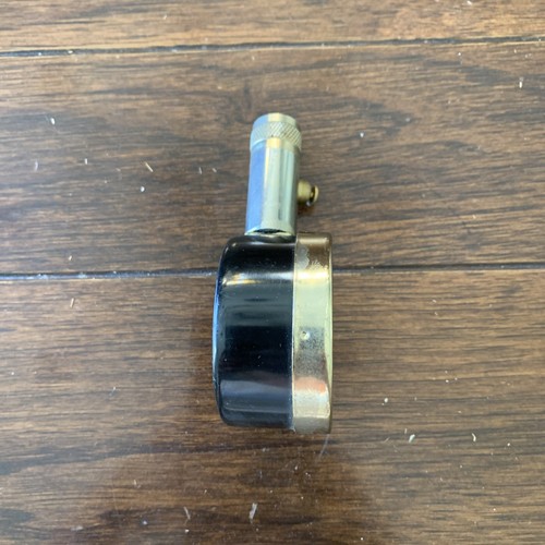 Vintage ACCU-GAGE 0 - 60 psi Tire Gauge - Picture 3 of 3