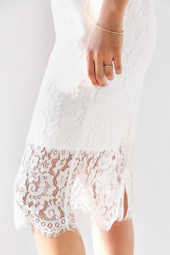 KEEPSAKE Delicate Lace Midi Bodycon Dress Ivory White Bridal Sm Retail $170 - Picture 2 of 12