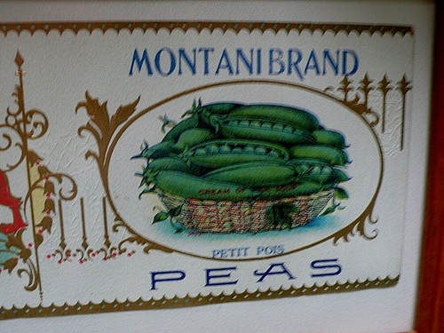 Framed print Montani Brand PETIT PEAS original can label. Vivid colors. Vintage - Picture 3 of 5