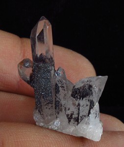 Cluster-of-Quartz-crystals-with-Hematite-inclusion-Karur-Tamilnadu-India-5609