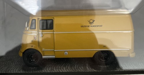 Edición Deutsche Post Mercedes Benz L 319 D metal embalaje original 1:43 - Imagen 4 de 4