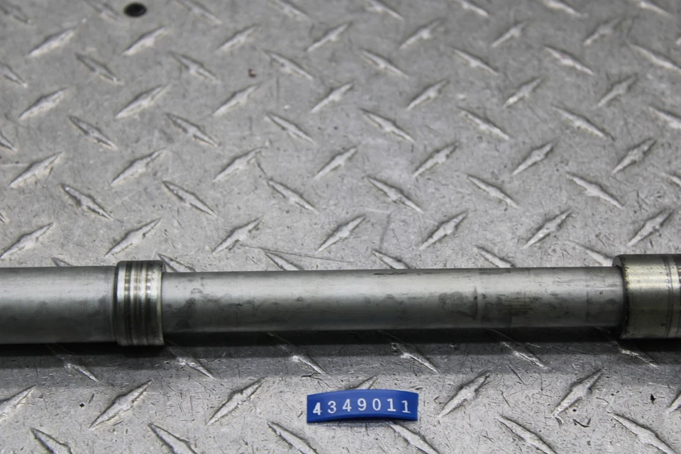 1996 HONDA CBR600F3 FRONT WHEEL AXLE 44301-MM5-000 - Image 3 of 4