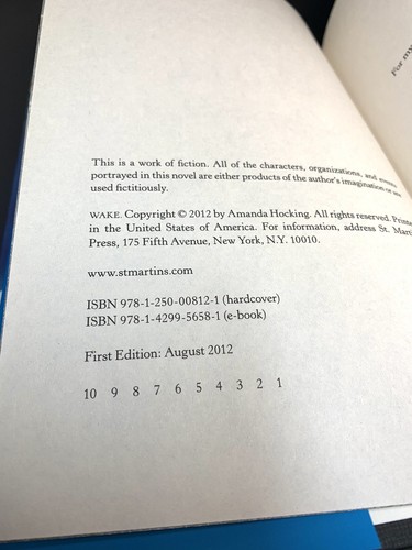 WAKE - Amanda Hocking A Watersong Novel 1ST EDITION 2012 - Hardcover DJ - Bild 10 von 13