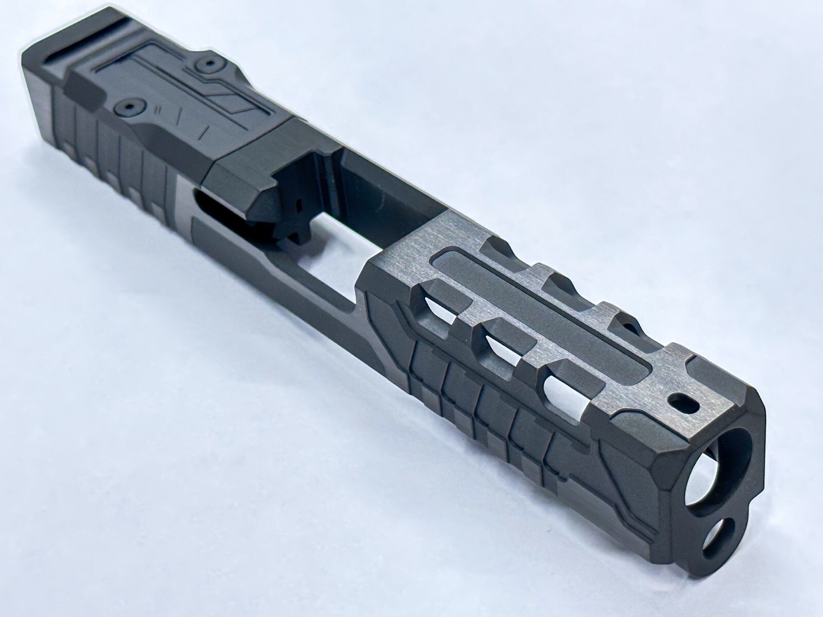G17 Gen5 Glock Slide - Rmr cutout - Black DLC coated Polished Flats