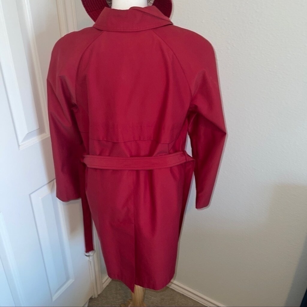 Picture 4 of 8