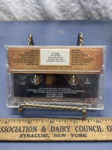 New Sealed Kathy Mattea - Love Travels Cassette Tape (1997) Country - Picture 2 of 3