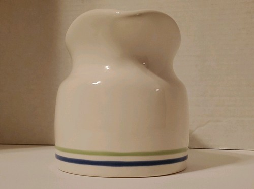 Pfaltzgraff USA Cloverhill Gravy / Sauce Boat - Picture 3 of 8
