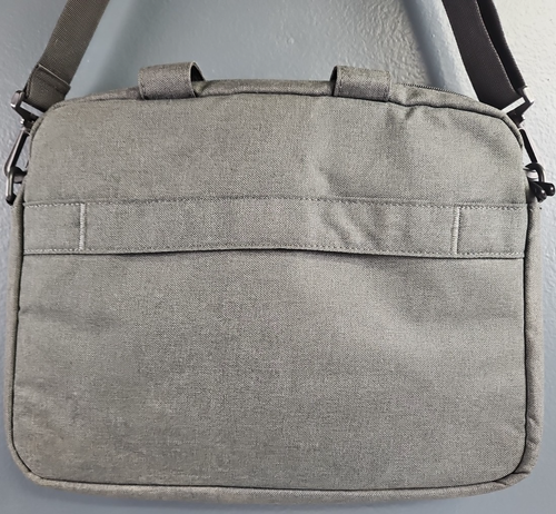 Lenovo Casual Toploader Water Resistance Laptop/Notebook Bag Case - Picture 4 of 6