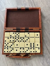 Vintage Dominoes Double 6 six Metal Gold Spinners in Leatherette Case Black dots