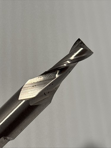 Niagara Cutter HSS Endmill 2F DE RH Square UNC D201 1/4x3/8x1/2x3-1/8 EDP#28081 - Picture 9 of 11