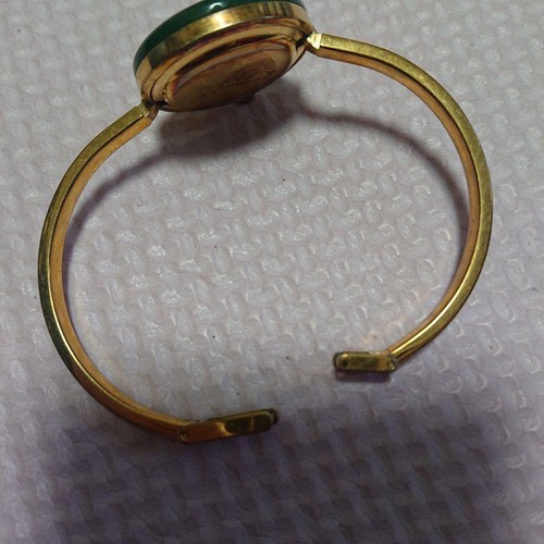 GUCCI Change Bezel Gold Bangle Watch Junk Missing Clasp Battery Dead Scratches - Picture 4 of 10