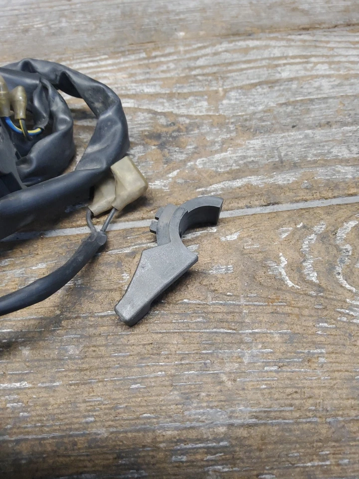 2000 00 00-01 Yamaha YZF-R1 YZFR1 Left Side Handlebar Controls Switches - Image 3 of 4