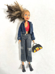Barbie Flavas Tika Brune 2003 – NEUVE En Boîte Avec Accessoires – Collection Mattel Mexique