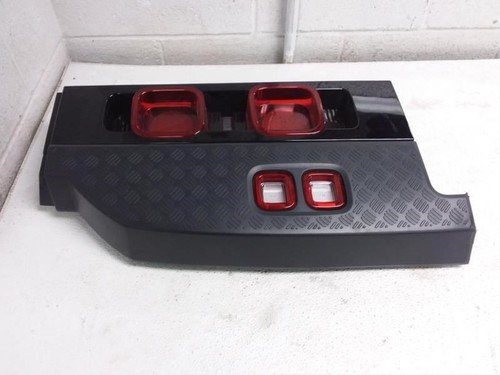 2023 Land Rover DEFENDER Driver Left Side Tail Light LED OEM