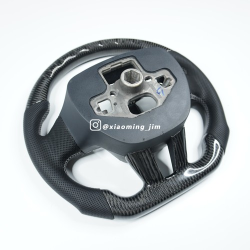 Real Carbon Fiber Alcantara Steering Wheel for Ford Focus ST/RS - Picture 5 of 6