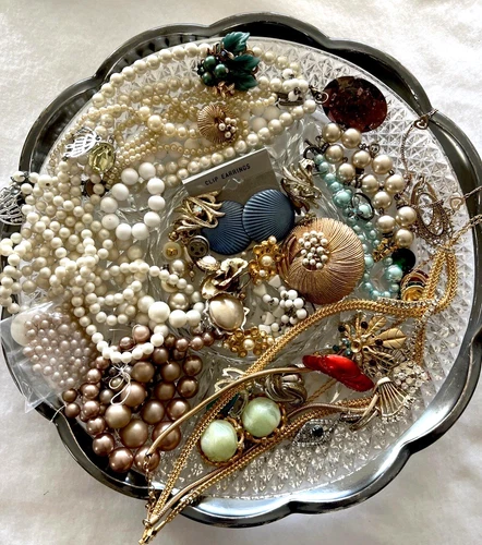 Lot of 50+ Vintage Costume Jewelry and More Necklace, Bracelet, Brooch, Earring
