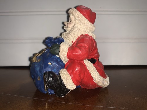 Santa with Sack full of Toys Christmas Figurine Decoration Sack Opens - Picture 4 of 7
