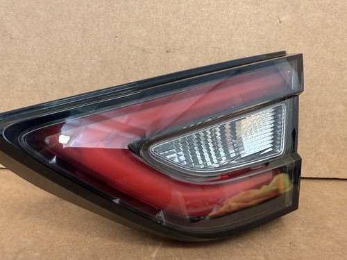 Small Chip! 2019-2023 Nissan Maxima Rear Right RH Inner Taillight LED Light OEM - Bild 3 von 6