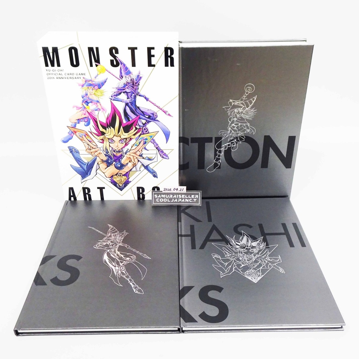 遊戯王　MONSTER ART BOX YU-GI-OH! 20周年記念　画集 YU-GI-OH! OCG 20th ANNIVERSARY MONSTER ART BOX KONAMI ART BOOK