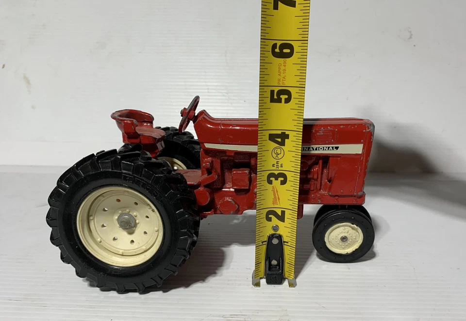 Vintage International Toy Red Farm Tractor Ertl Comp Working Steering USA Made! - Image 3 of 4