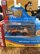 NEW 2005 Auto World '63 VW Karmann-Ghia Looney Tunes Daffy Duck HO Slot Car