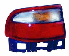 Feu arrière Toyota CARINA