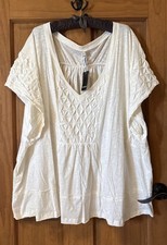 TORRID TEE SHIRT 100 COTTON SHORT SLEEVE BLOUSE TOP 6 6X 6XL 30 NEW