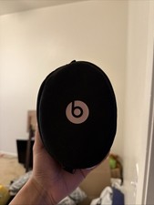 Beats by Dre Headphone 6x4x2 Soft Zipper CASE Black Pink Logo