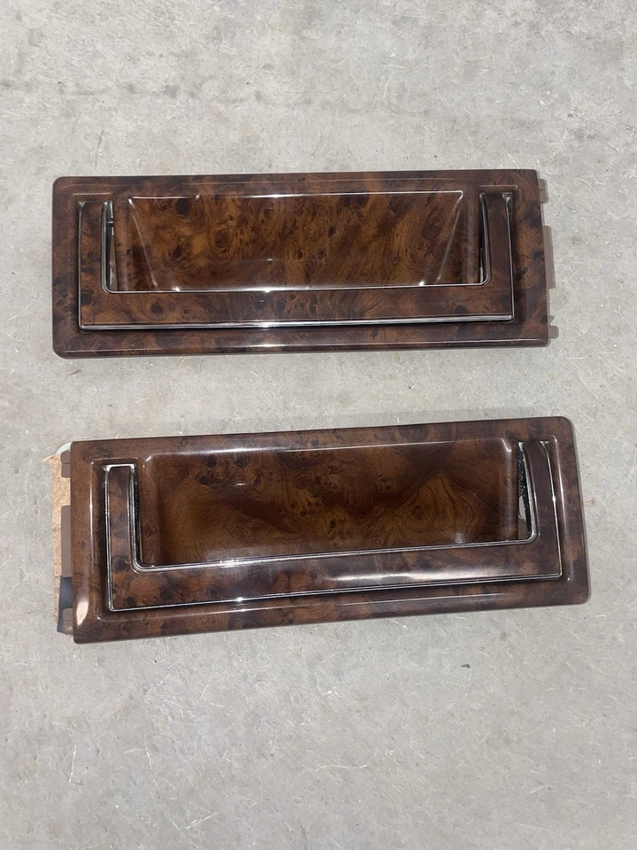 Par de manijas de puerta interior izquierda y derecha 93 96 Cadillac Fleetwood OEM Foto 2 de 4