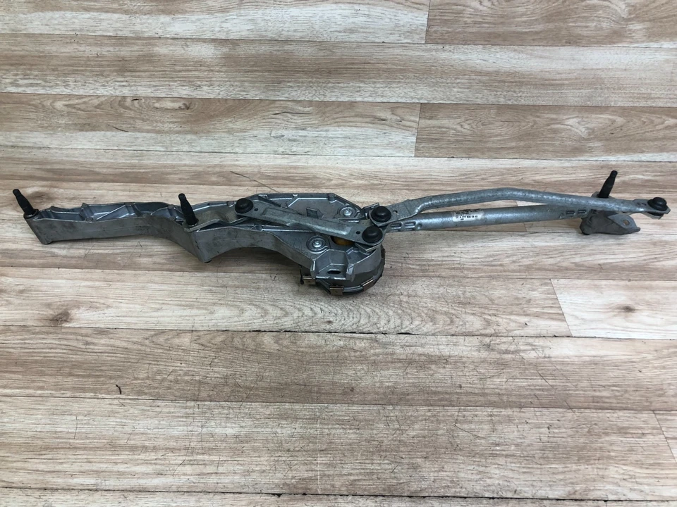 LIMPIAPARABRISAS DELANTERO CON MOTOR MERCEDES BENZ OEM W211 E320 E500 E55 03-09 Foto 2 de 4