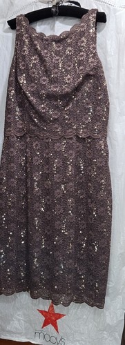 Alex Evening Kleid mit Wickeloptik Braun Größe 16. - Bild 1 von 4