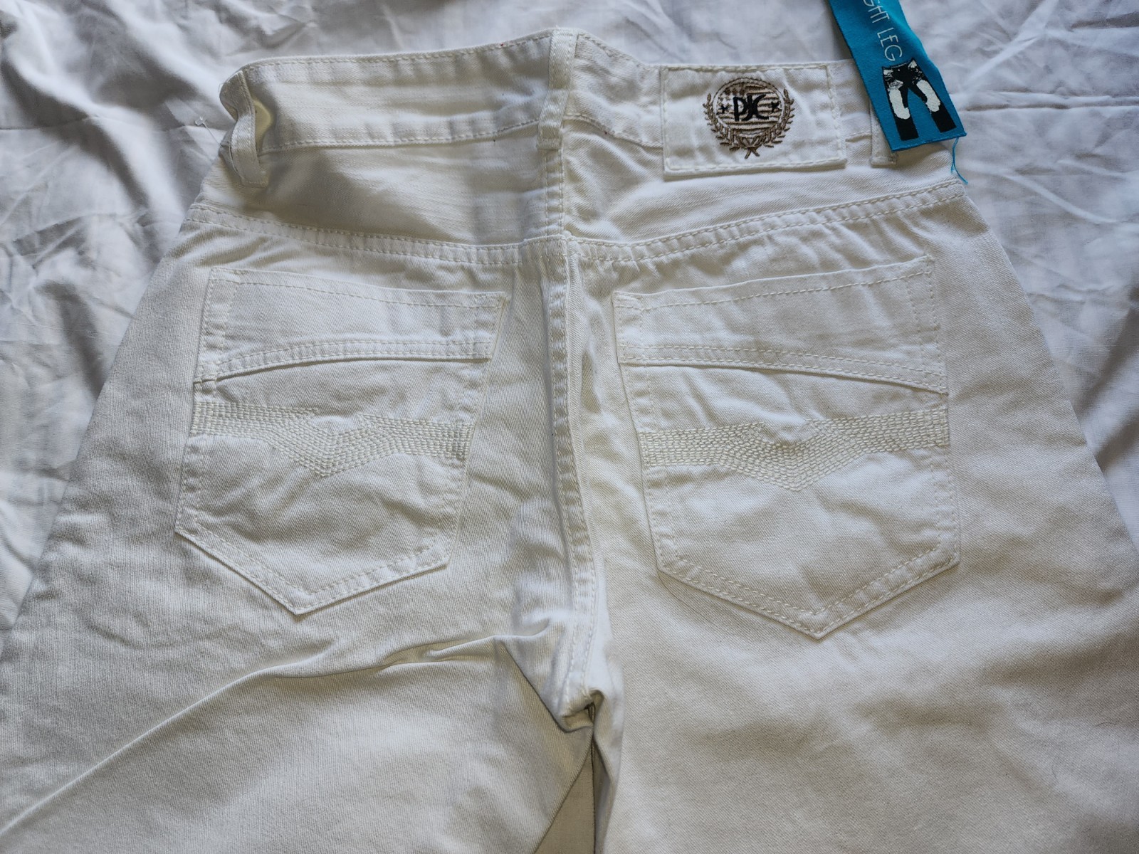 PLATINI JEANS CO. MEN'S STRAIGHT LEG DENIM WHITE JEANS SIZE 31/30 NWT!!!