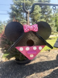 Minnie Mouse as Bird House