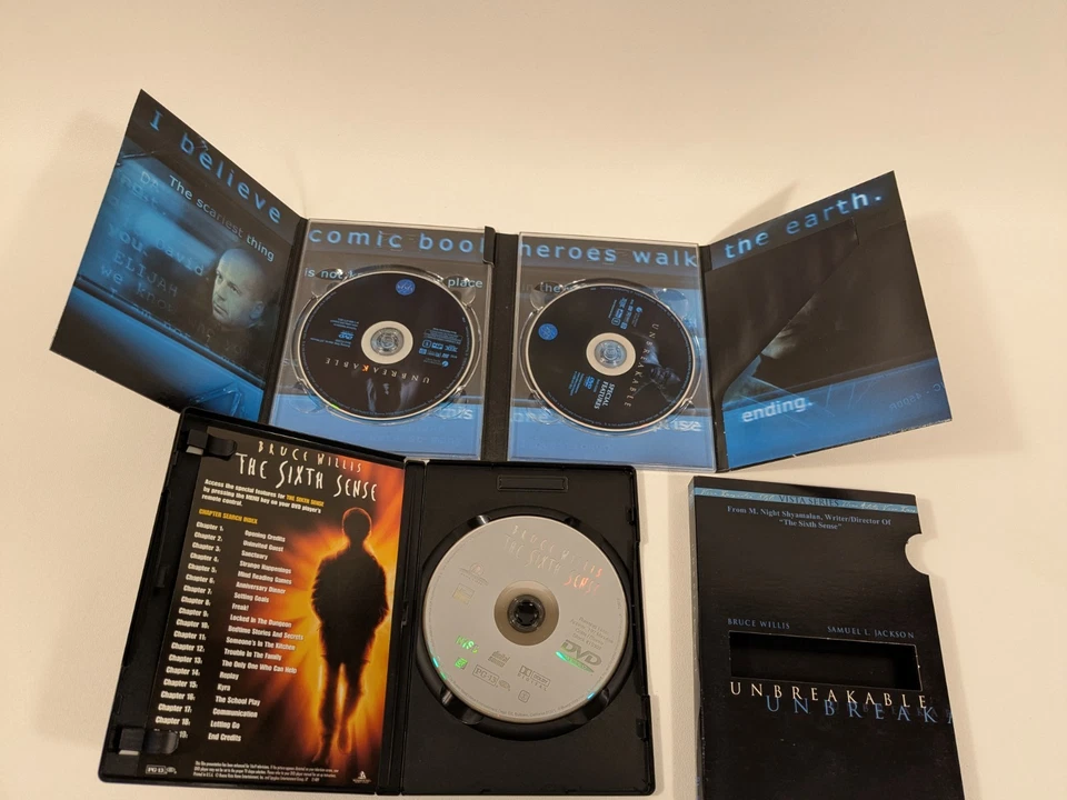 Lot of 2 Mystery Suspense DVDs Sixth Sense Collector's Edition Unbreakable Vista - Image 4 of 4