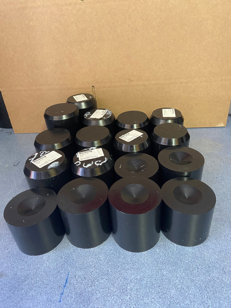POM schwarz, D 68mm, L 78-83mm, 10 Stück, Kunststoff, Rundmaterial, Halbzeug POM schwarz, D 68mm, L 78-83mm, 10 Stück, Kunststoff, Rundmaterial, Halbzeug