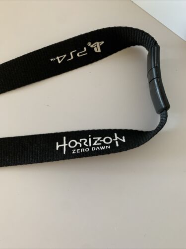 Horizon Zero Dawn GameStop Promo PS4 Llavero Lanyard PlayStation 4 Raro - Imagen 7 de 7