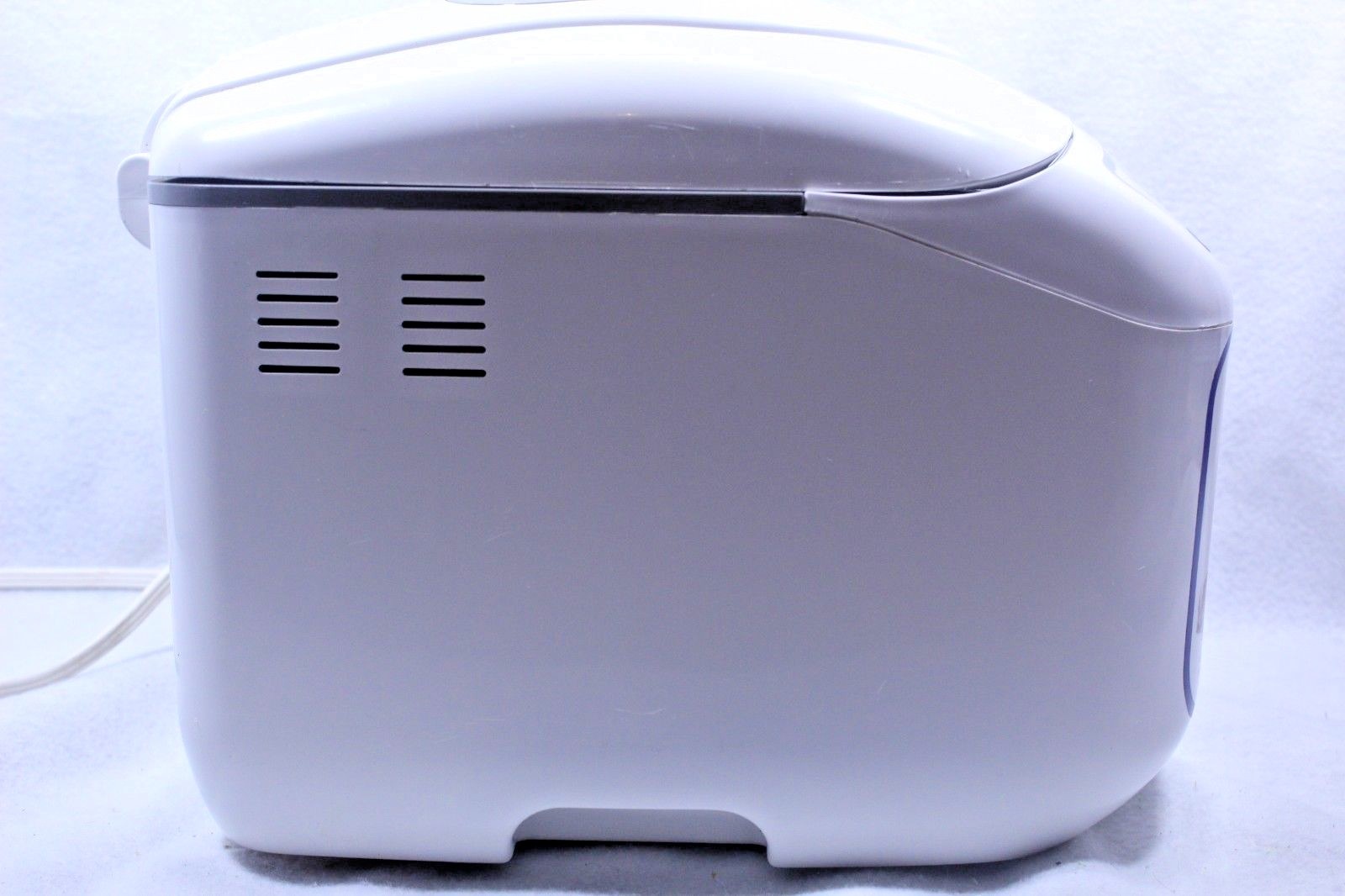 Oster 5821 Deluxe 2 Lb Bread and Dough Maker White with Recipe Book | eBay