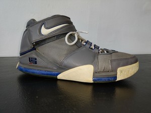 lebron 2 Grey