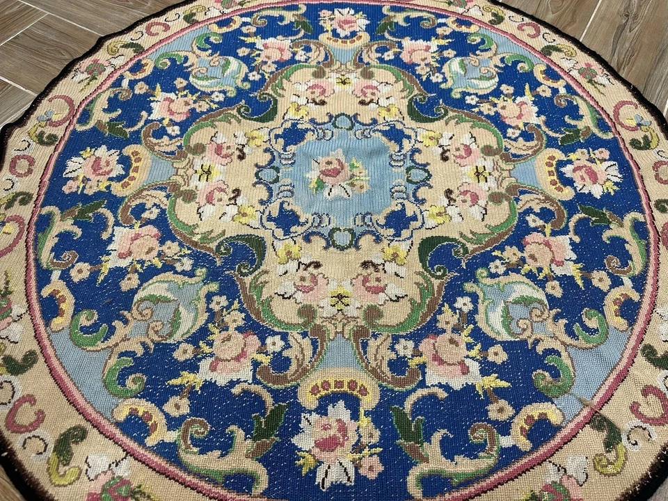 Винтажный круглый французский шерстяной ковер ручной работы с игольчатым наконечником Aubusson 3x3 фута - Изображение 3 из 4