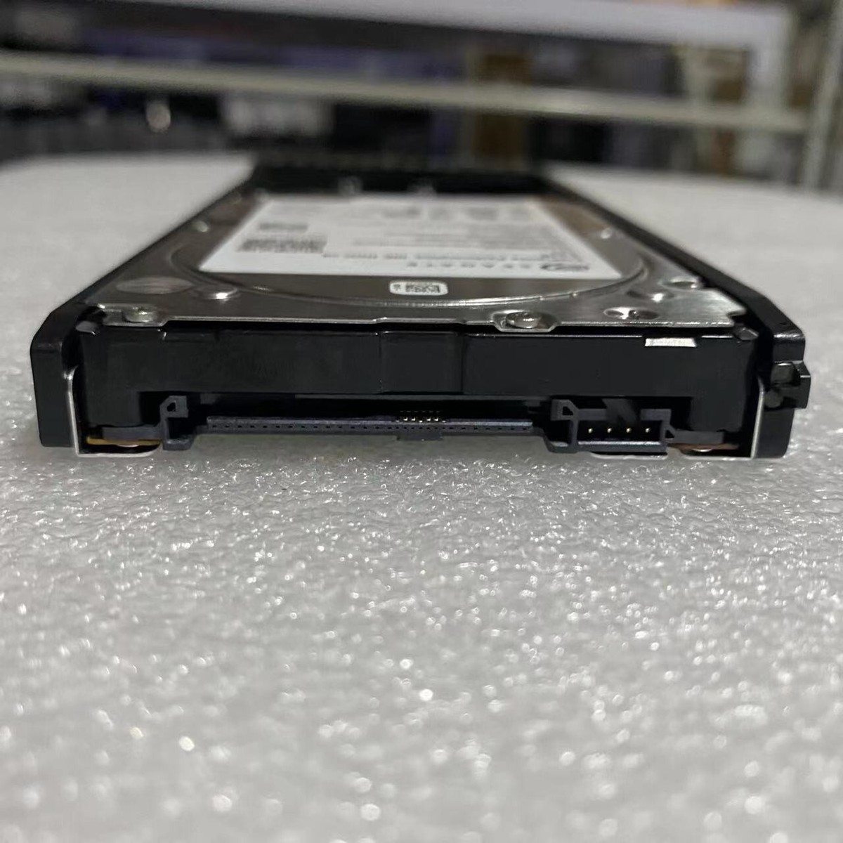 HDS S5K-J2R4SS 5562956-A 2.4T SAS VSP G600 G800 G1000 hard