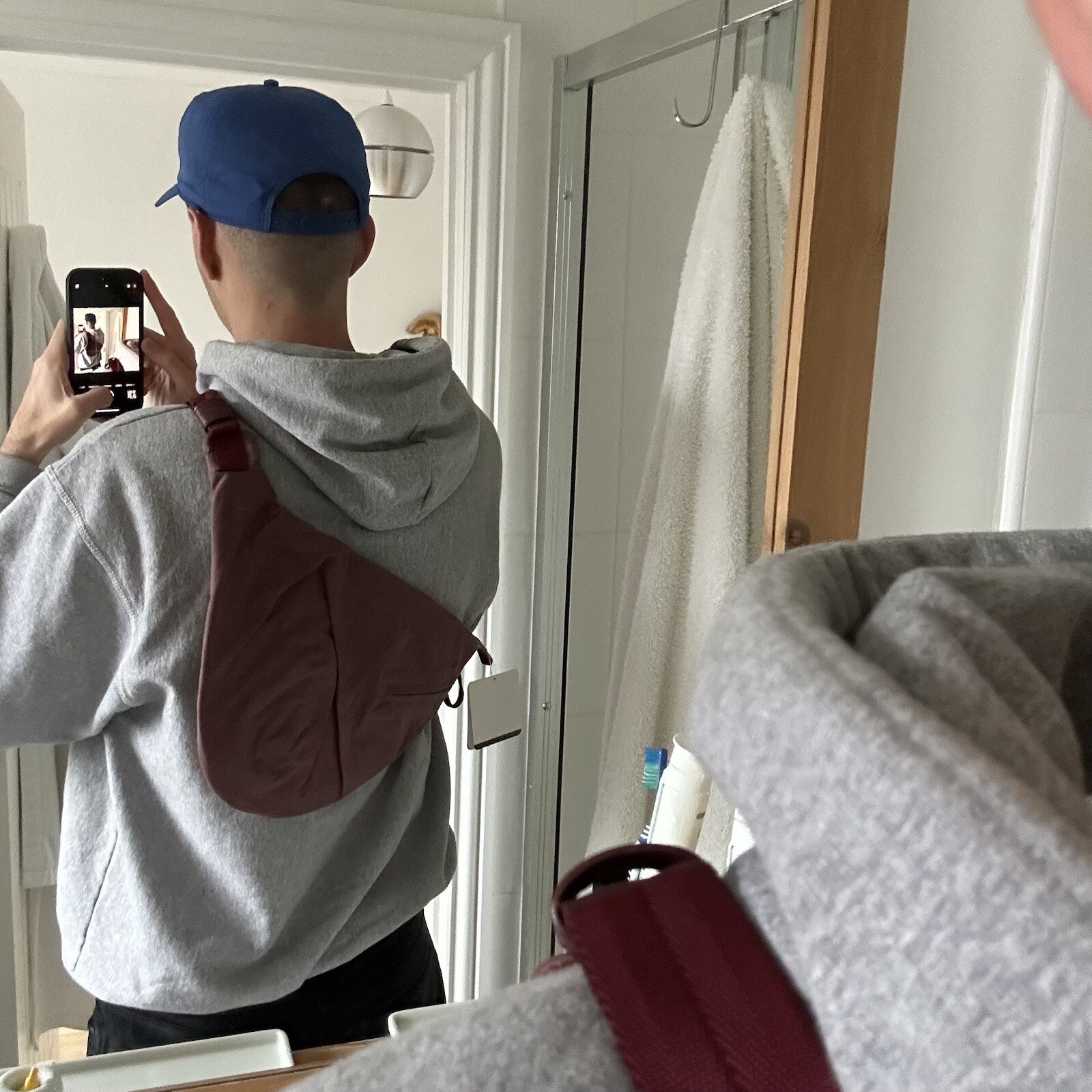 Vintage Nike Tri Harness Sling Bag Y2K Burgundy One Strap Swoosh