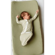 Goumi CHANGING PAD COVER  Green NWT