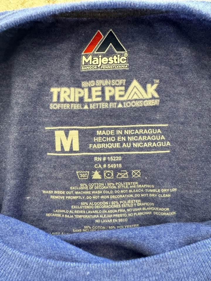 Majestic Chicago Cubs T Shirt Size Med MLB Ring Spun Soft - Image 4 of 4