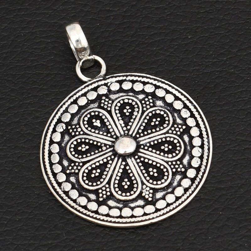 Vintage Ethnic Handmade Pendant Jewelry Gift For Anniversary 1.68" AP-36909