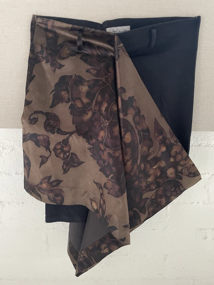 Falda Yohji Yamamoto Foto 3 de 4