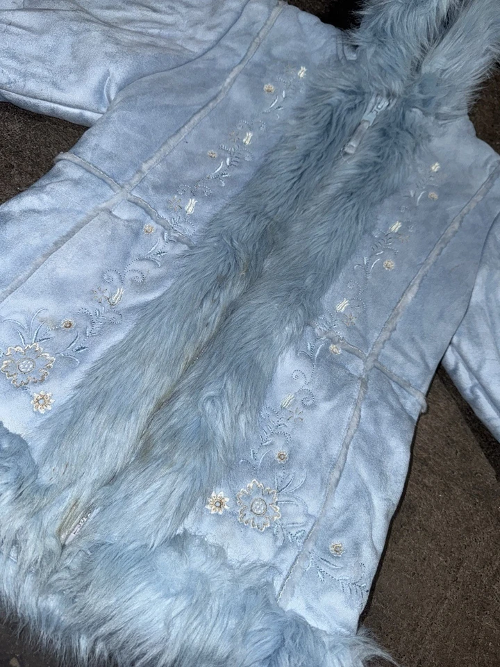 Big Chill Y2K Blue Fur Lined Penny Lane Suede Coat Blue Floral Embroidered 7/8 - Image 3 of 4