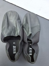 Black Leather Slip-On Jazz Dance Shoes Size 8.5 Split Sole