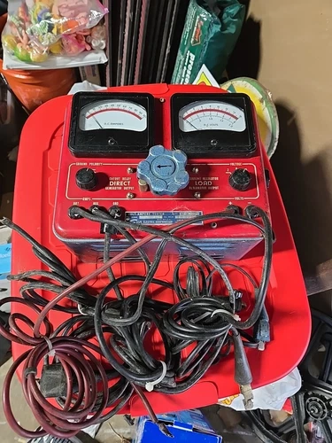 Vintage Sun Electric VAT-20 VOLTS TESTER amp VOLT Auto 6-12DC w/ Connectors